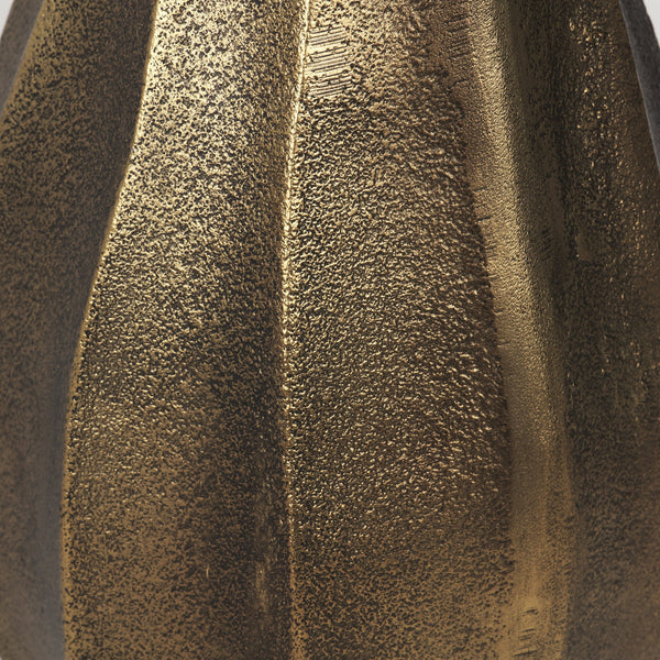Anya Scalloped Jug