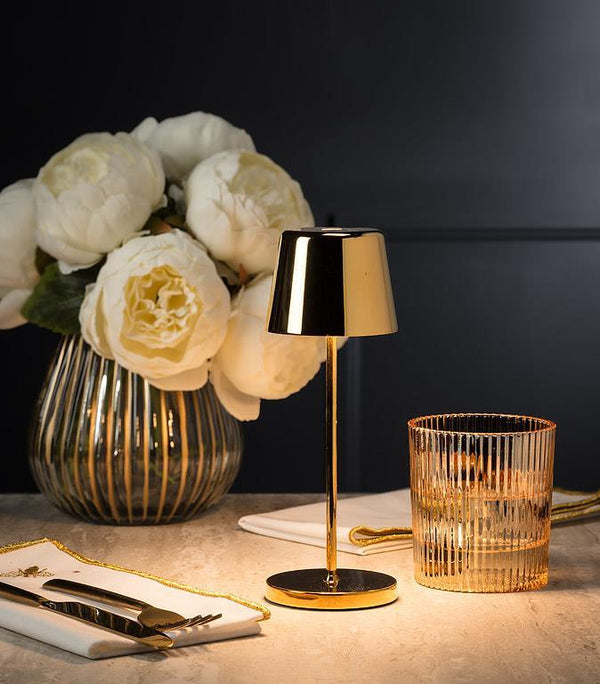 SOHO LED Metal Lamp