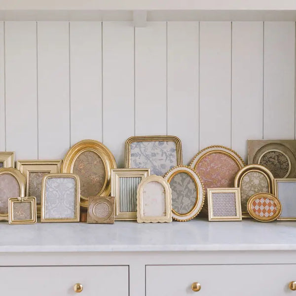 Medium Square Circle Photo Frame