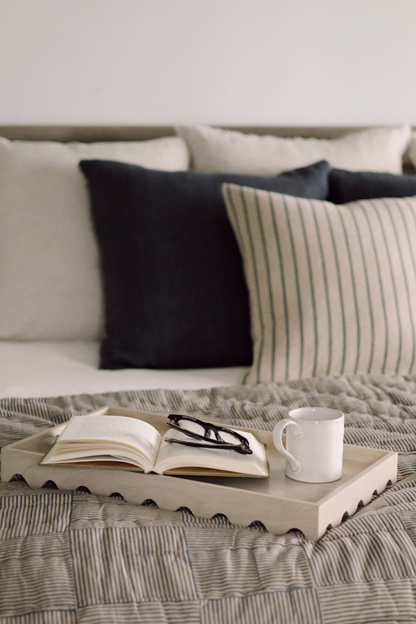 Scalloped Edge Rectangular Tray