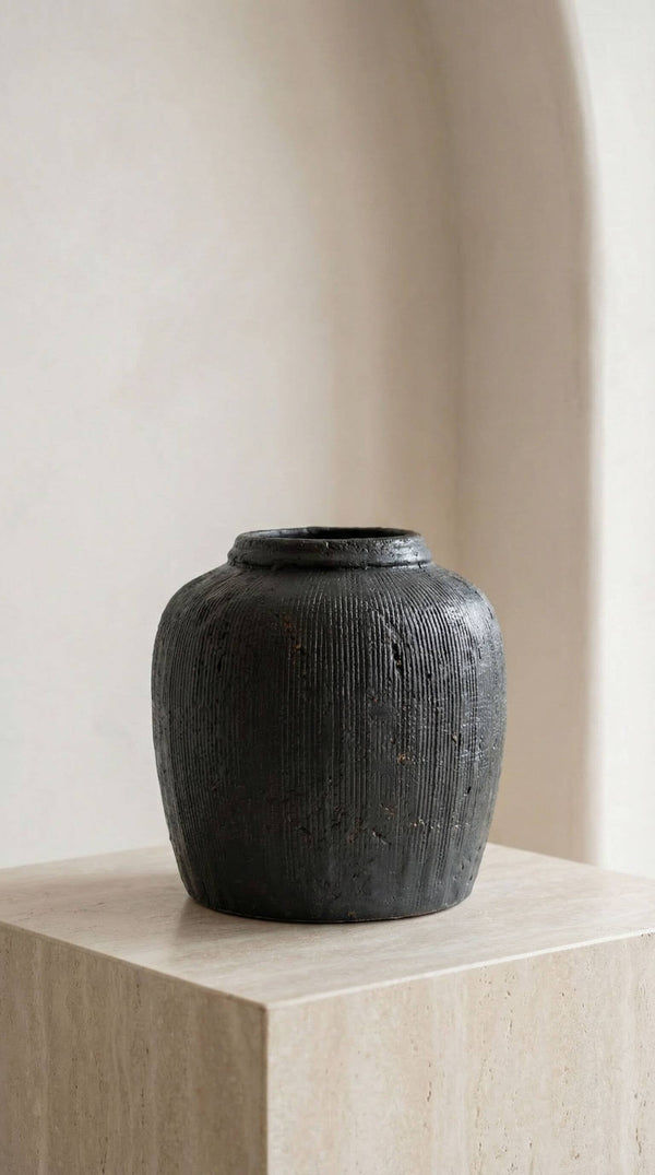 Terracotta Vase - Mirella
