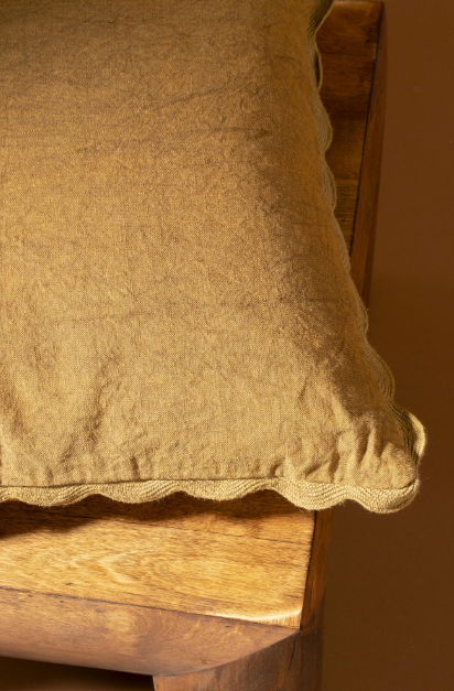 Scalloped Edge Pillow 20 x 20 - Bronze