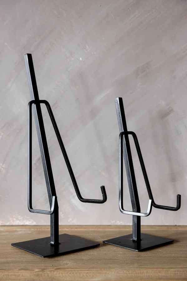 Dual Arm Black Iron Easel